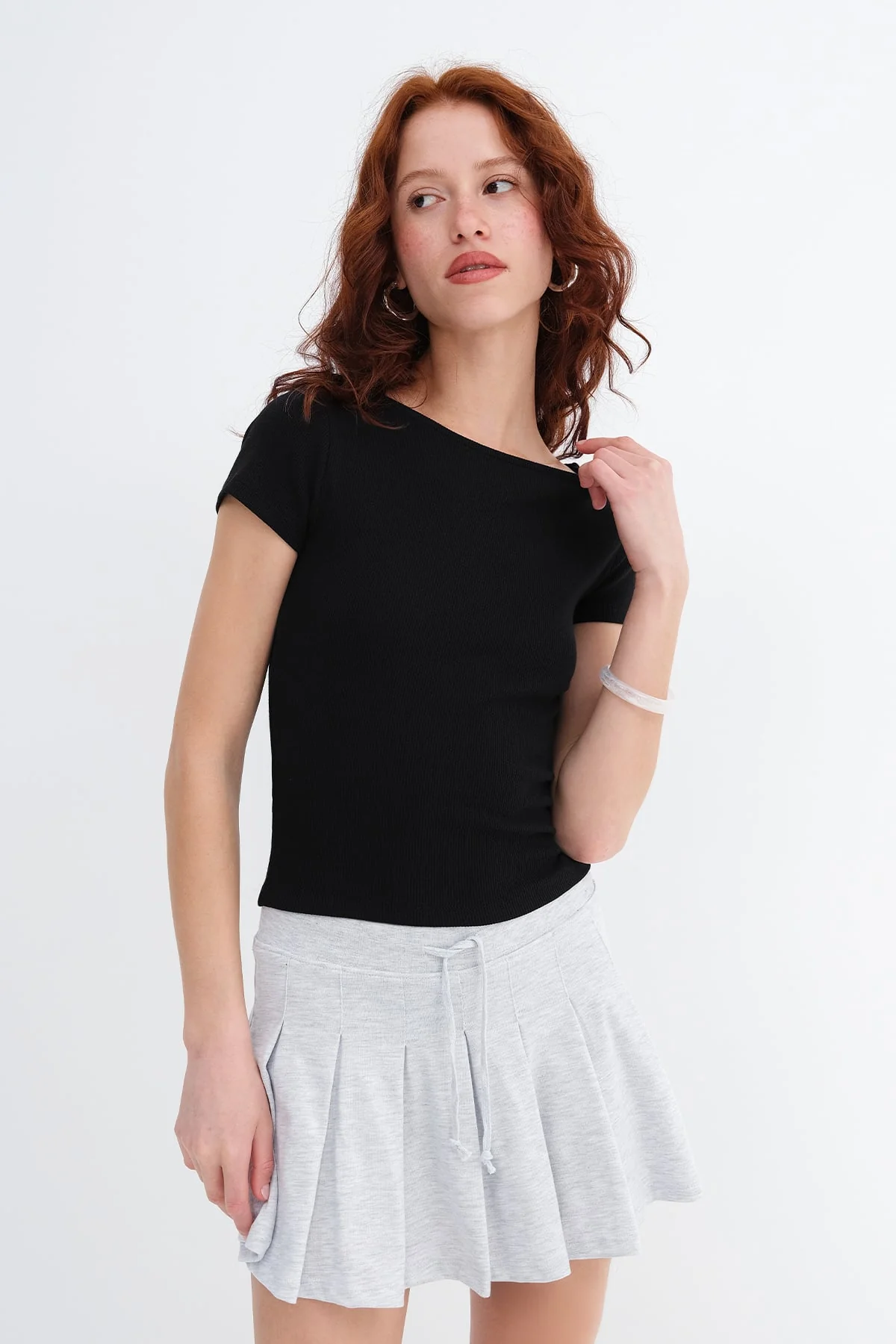 Basic Ribbed T-shirt - Image 14