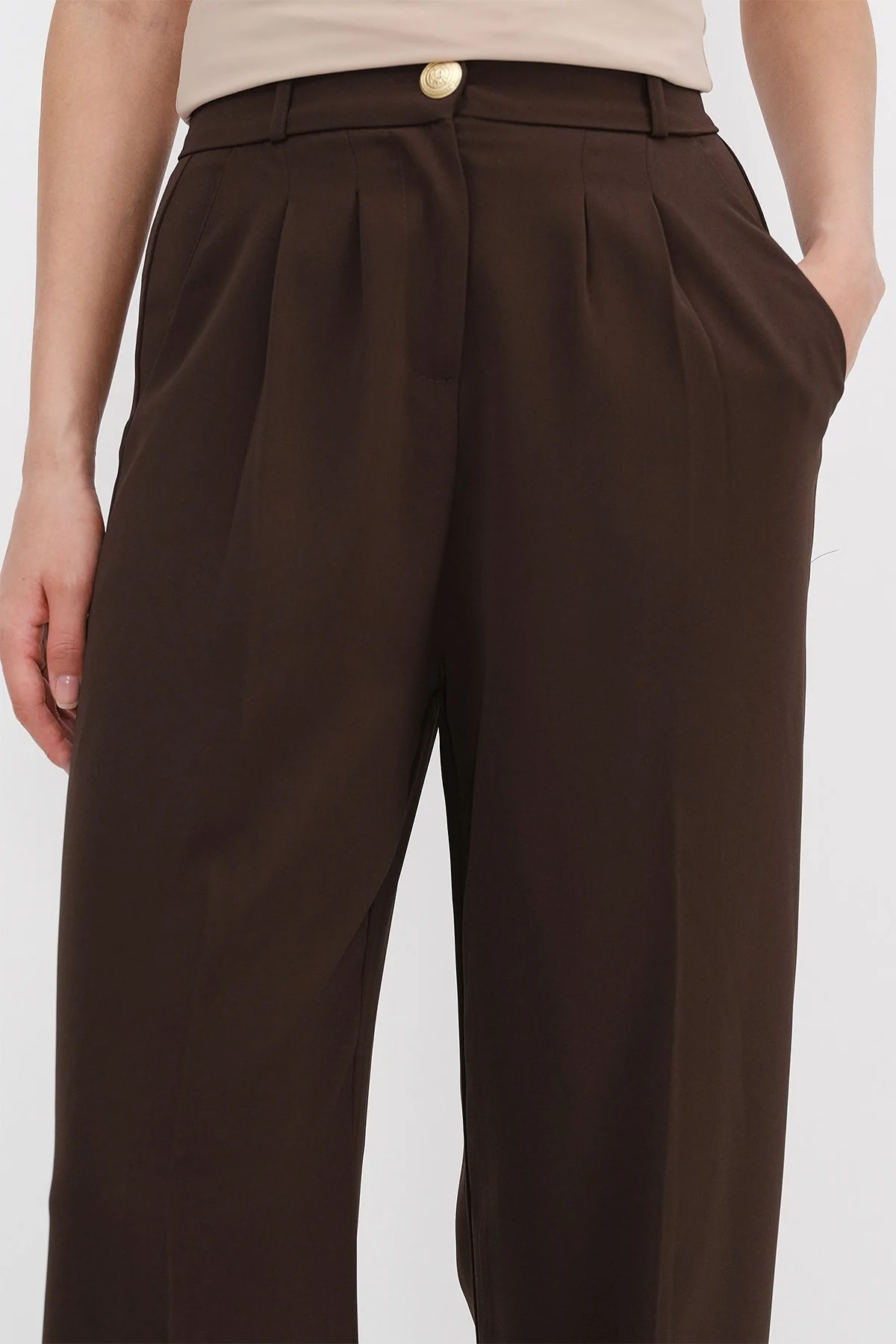 Buttoned Wide Leg Trousers - Image 21
