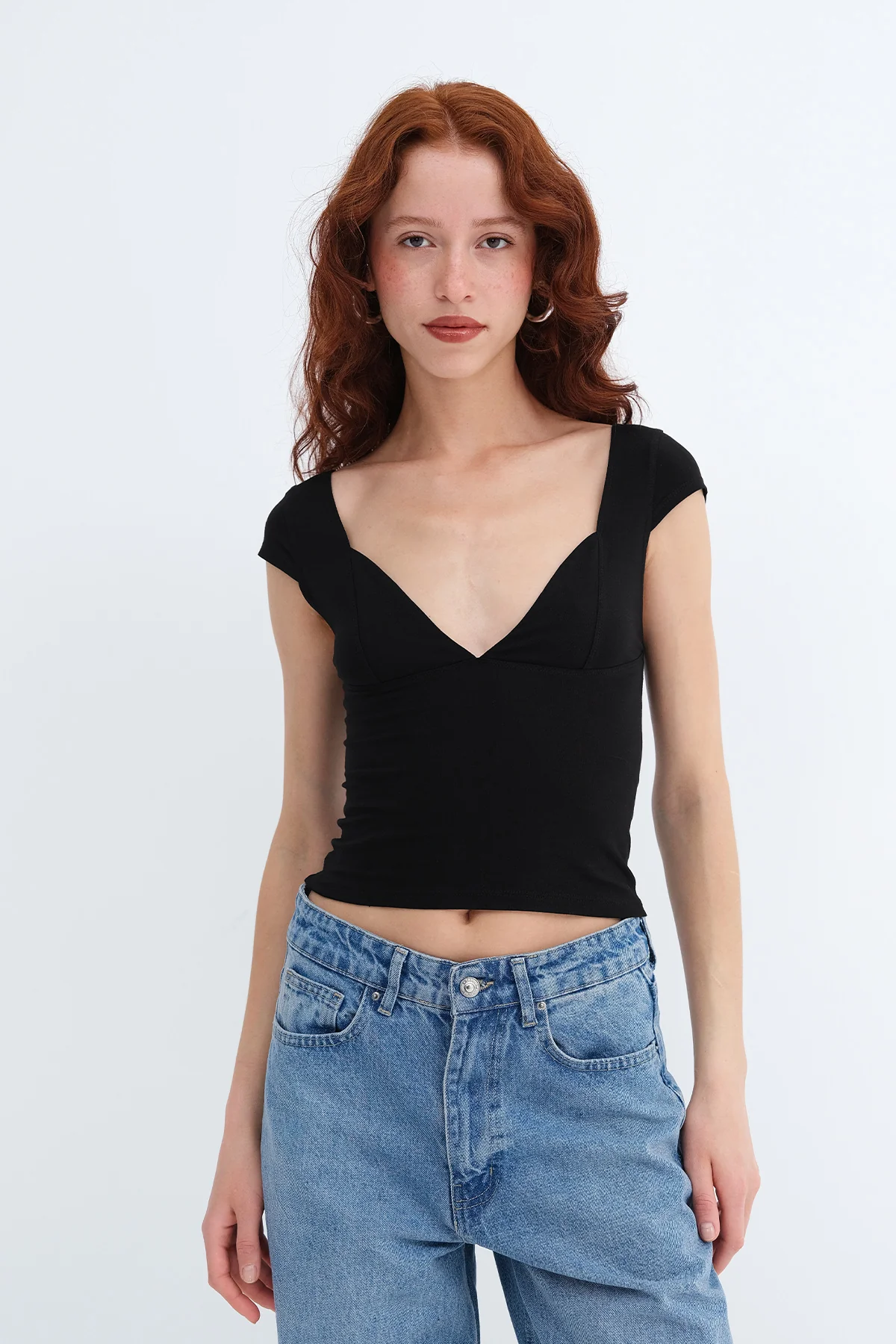 Front and back V-neck T-shirt - Image 6