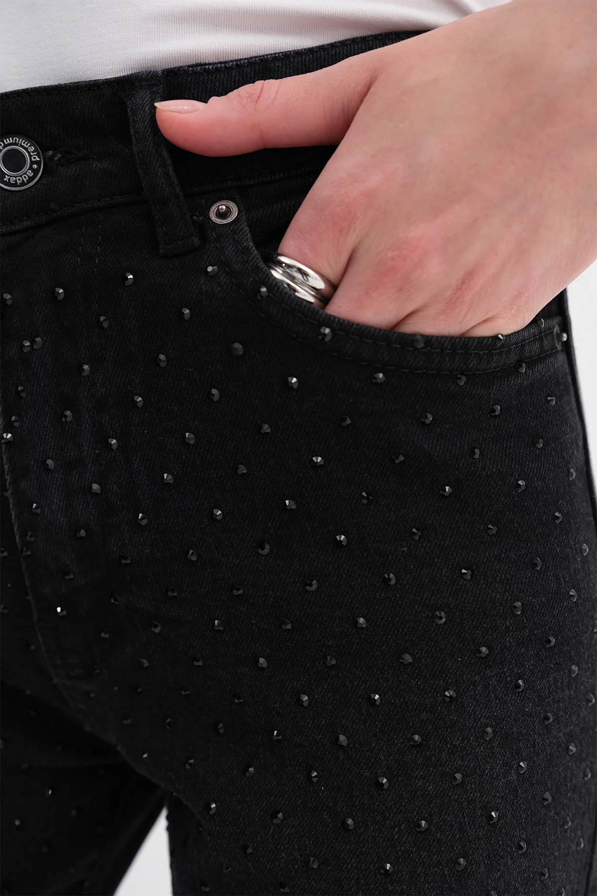 Rhinestone Wide Leg Jeans - Image 11