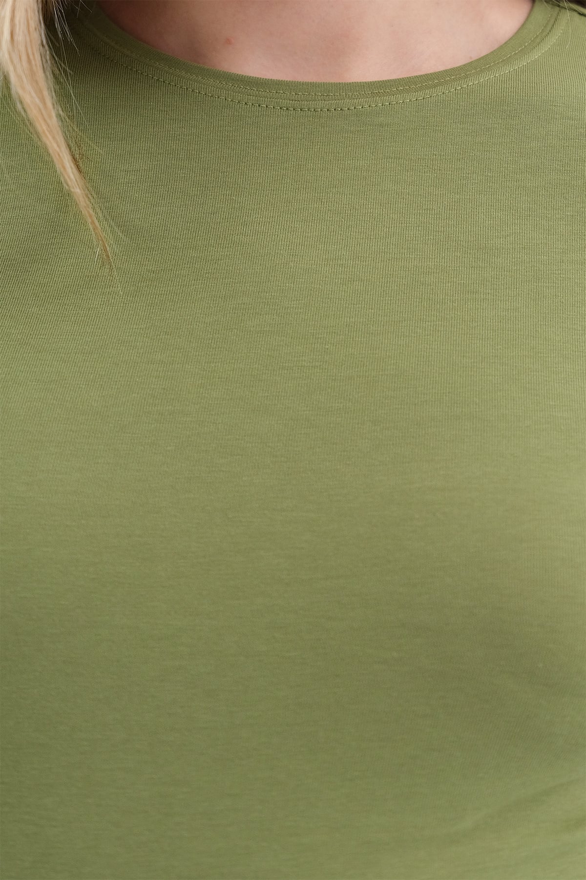 Round Neck Basic Blouse - Image 32