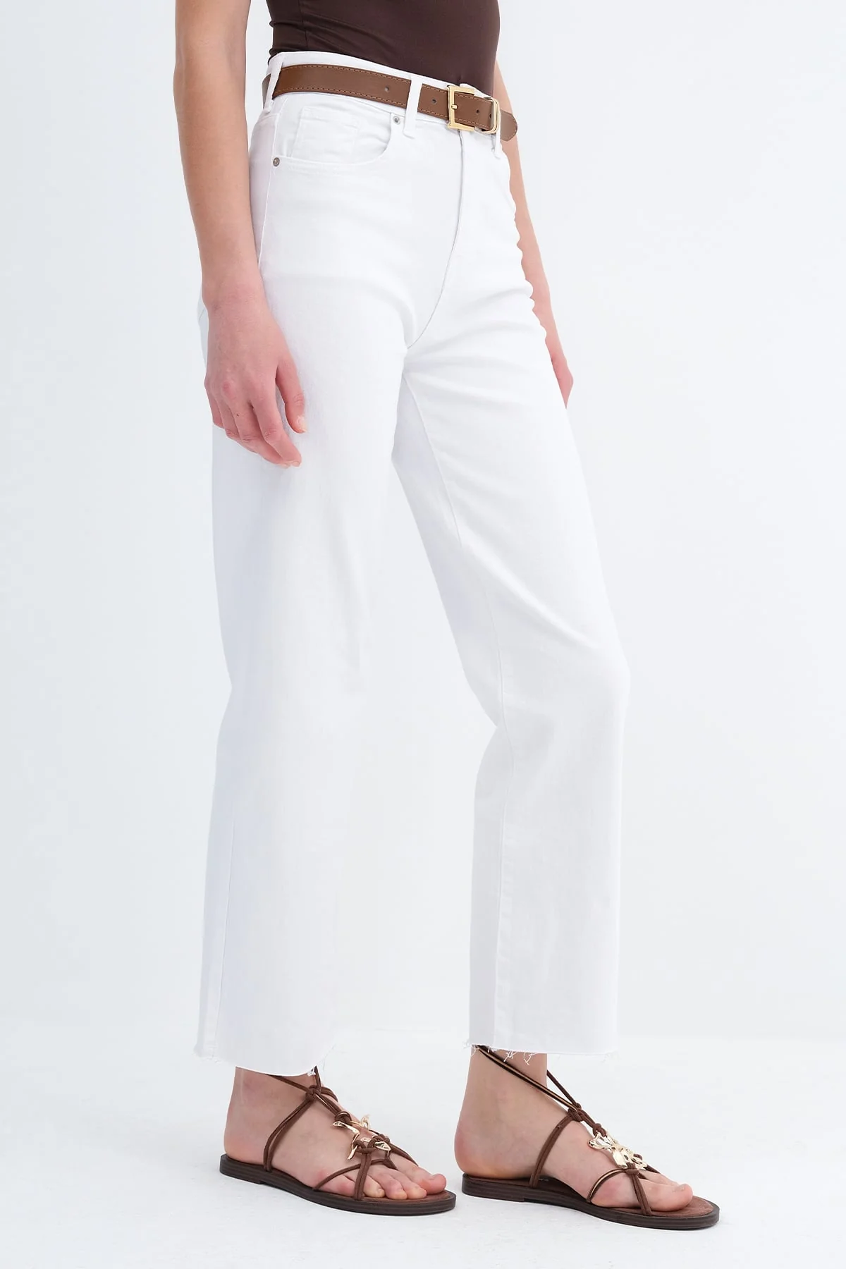 Straight Leg Jeans with Belt - Image 15
