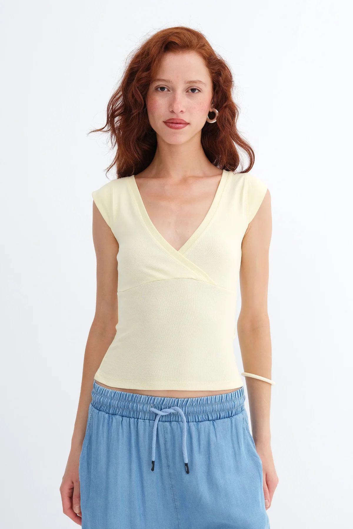 Surplice Neck Short Sleeve T-Shirt - Image 15