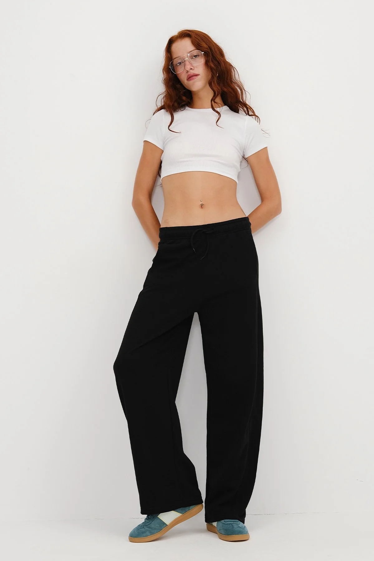 Wide Leg Sweatpants with Pockets - Image 14