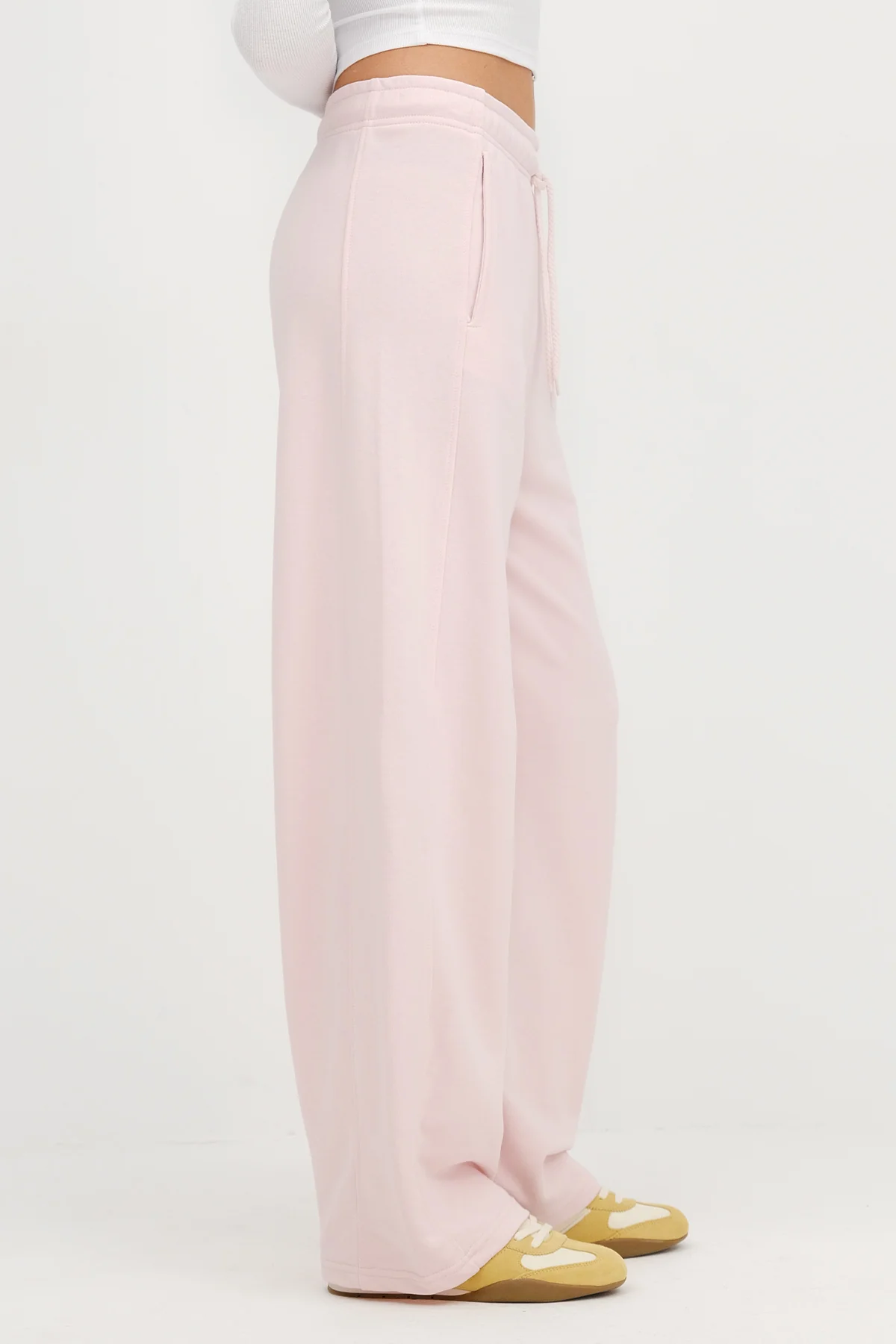 Wide Leg Sweatpants with Pockets - Image 34