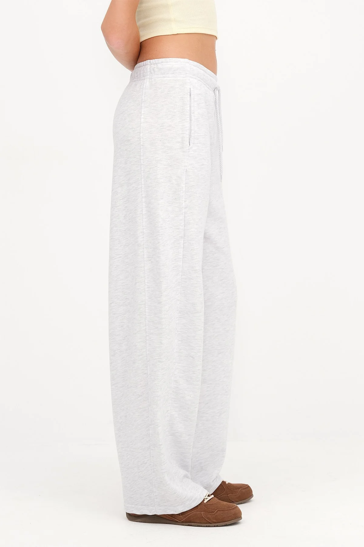 Wide Leg Sweatpants with Pockets - Image 39