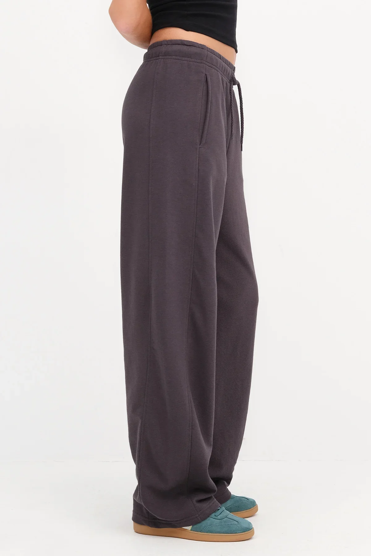 Wide Leg Sweatpants with Pockets - Image 52