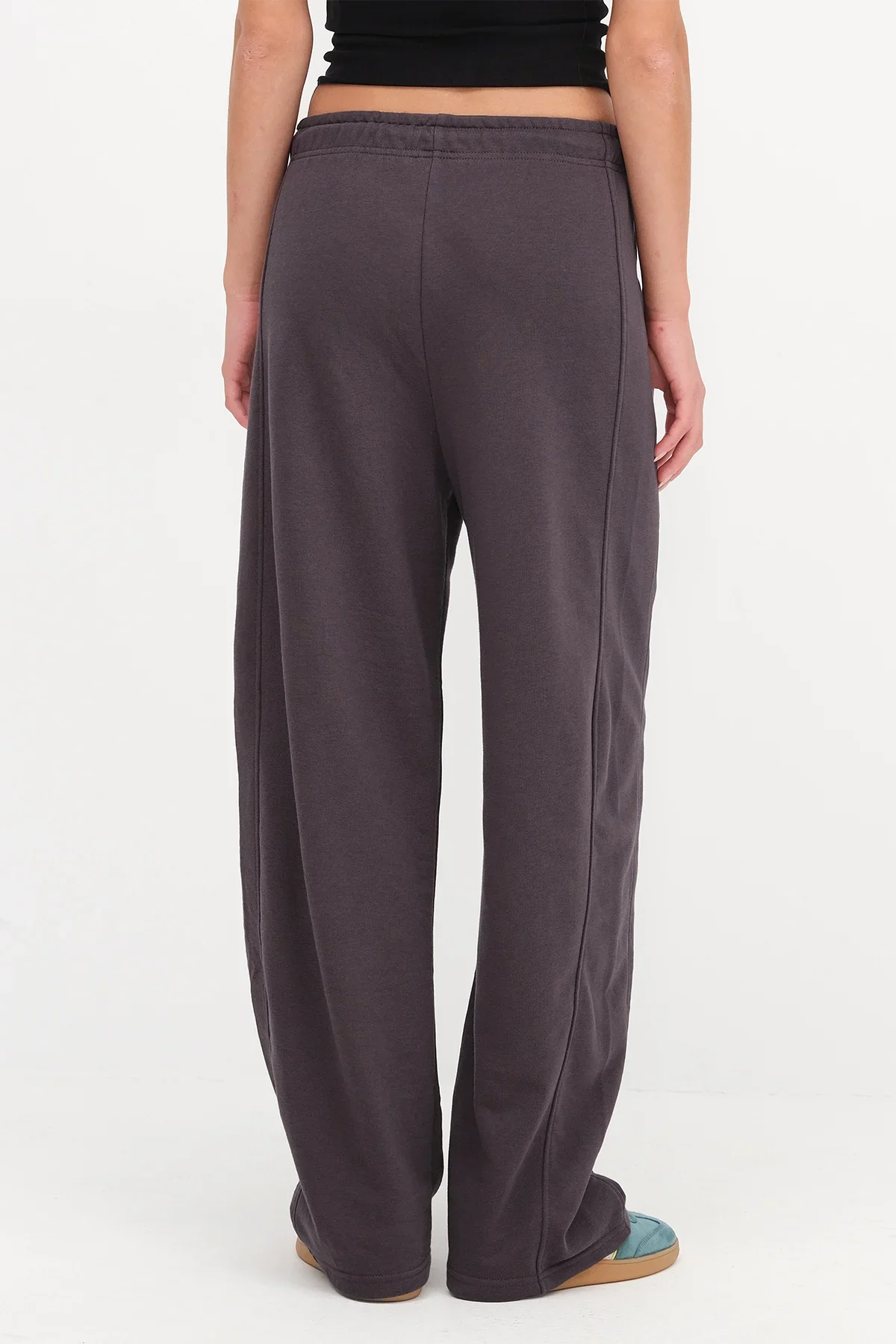 Wide Leg Sweatpants with Pockets - Image 53