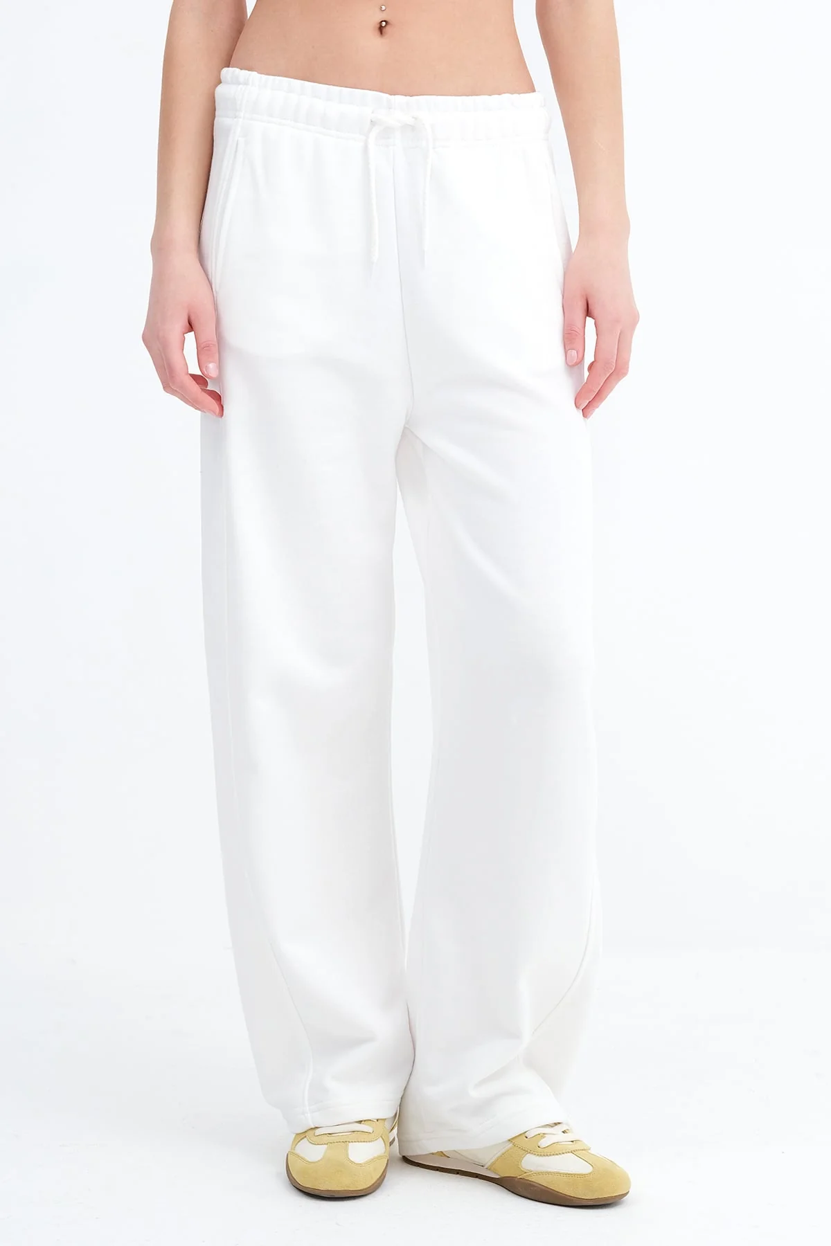Wide Leg Sweatpants with Pockets - Image 6