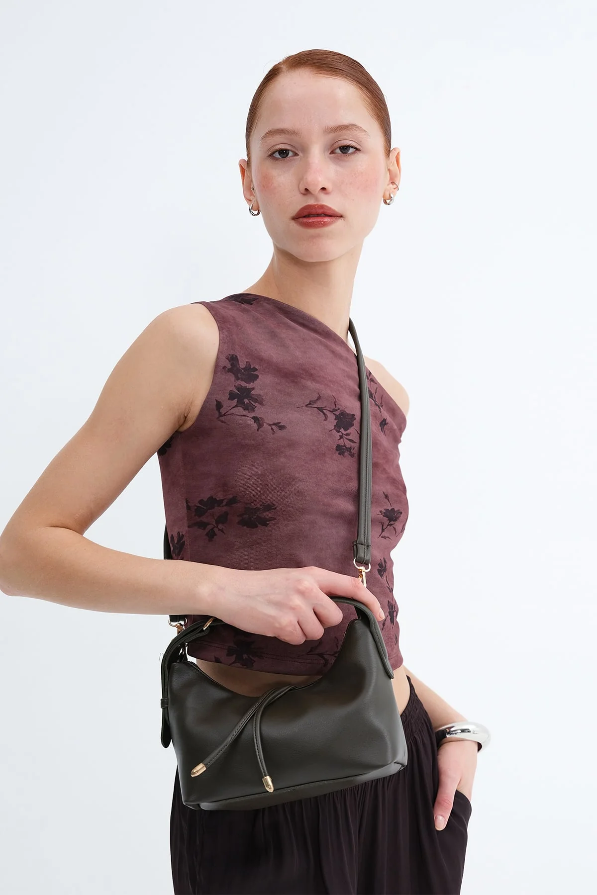Zippered Hand and Shoulder Bag